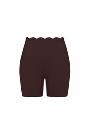 High-Waist Scallop Scrunch Short