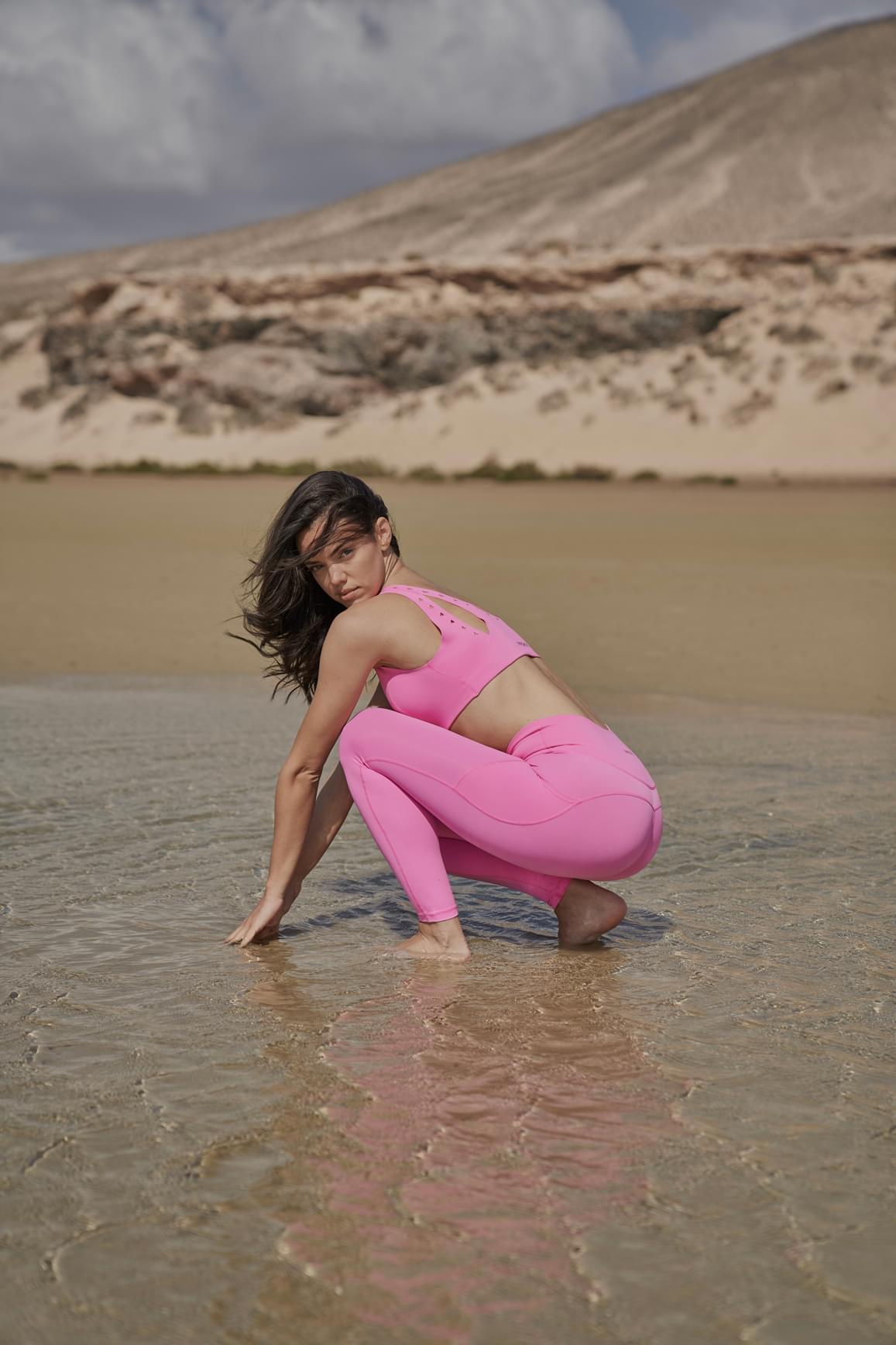 V-Waist Utility Legging